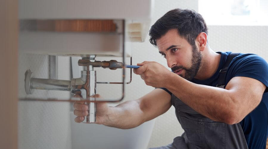 Expert burst pipe repair services in Bethlehem, KY
